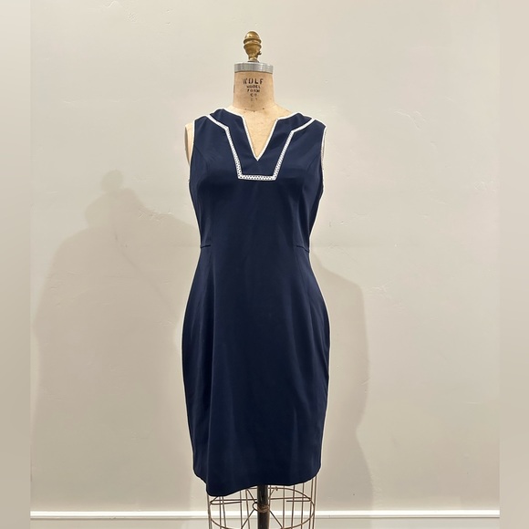 Tommy Hilfiger Dresses & Skirts - Tommy Hilfiger Black/Navy Blue Dress with Cream Accents